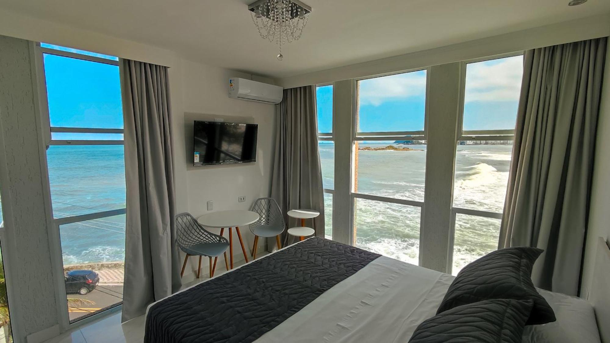 Grand Hotel Guaruja - A Sua Melhor Experiencia Beira Mar Na Praia! Exteriör bild